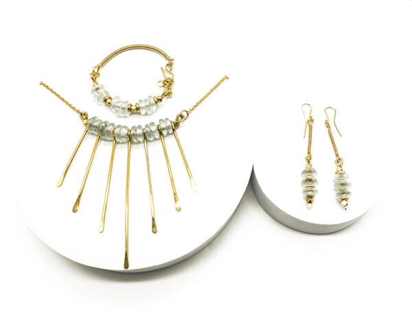 Hand-made Recycled glass beads and Brass Necklace set - Image 4